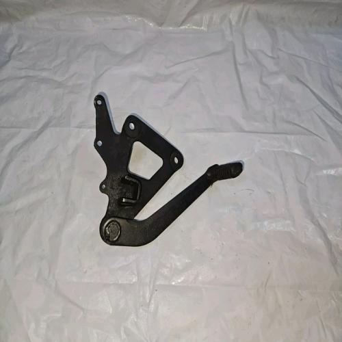 PEDALE FREIN + PLATINE SUZUKI GSE 500 1991 GM51A