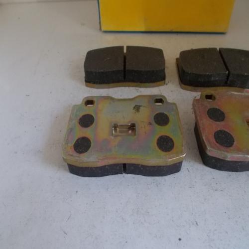 plaquettes de frein avant fiat fiorino 1 2 127 uno gdb359 4435009 - 5888553
