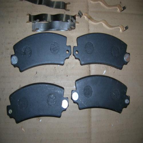 plaquettes de frein renault 14 R14