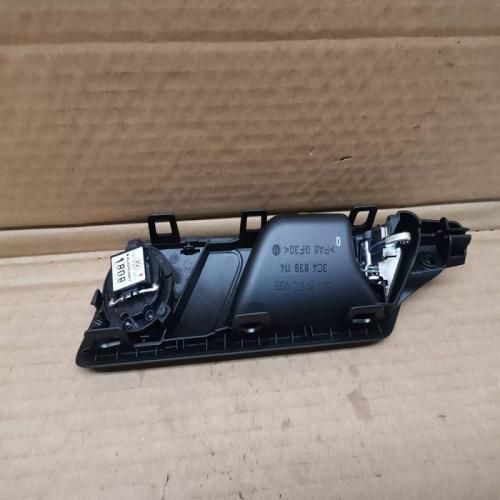 POIGNEE DE PORTE INTERIEUR ARRIERE DROIT VW PASSAT 3C B6 REF 3C4839114Q