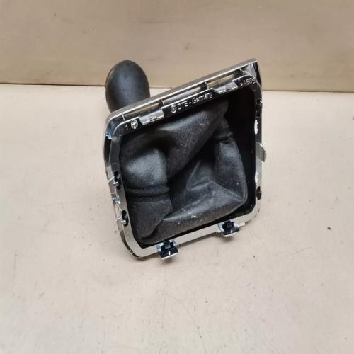 POMMEAU SOUFFLET LEVIER  6 VITESSES  VW TOURAN 1 TOUAREG