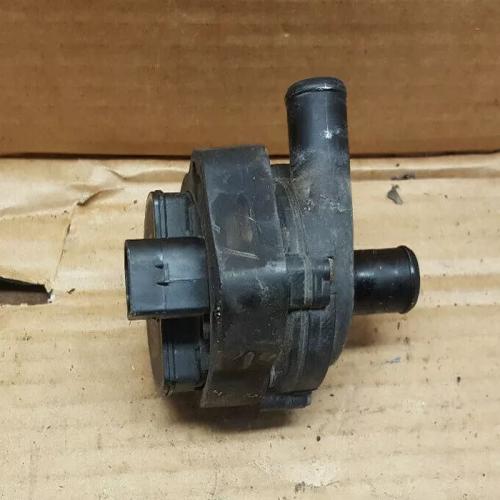 Pompe circulation d'eau mercedes cdi w211 w251 w164 ml 420 w169 a180 a2118350028