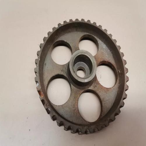 POULIE ARBRE A CAMES 39 DENTS RENAULT CLIO 1 R19 ESSENCE 1.8