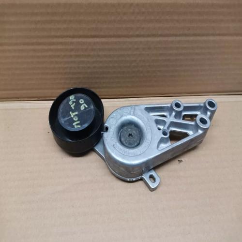 POULIE TENDEUR COURROIE ACCESSOIRE AUDI A4 A6 VW PASSAT B5 1.6 1.8T 2.0 ESSENCE