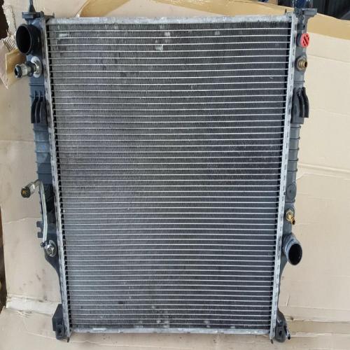 RADIATEUR D'EAU POUR MERCEDES CLASSE M ML W164 REF A2515000304