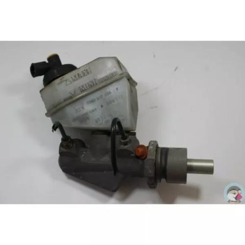 RENAULT KANGOO 1 Break 1.5 dCi 7700417826 n°15 Maître-cylindre de frein d'occasi