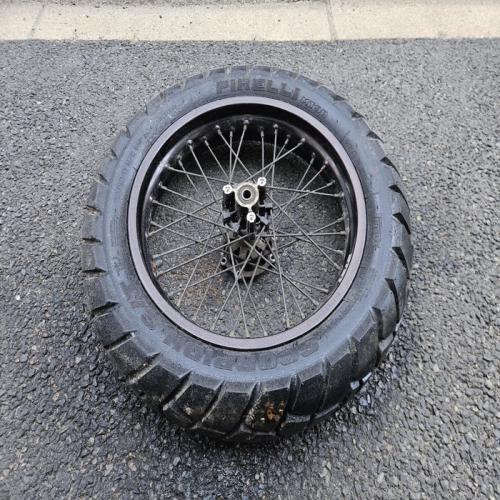 ROUE ARRIERE DERBI MULHACEN 125 2011