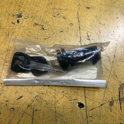 serrure cache latéral yamaha 26h-21708-00 xc 125 200 xvz 1200 1300 td venture