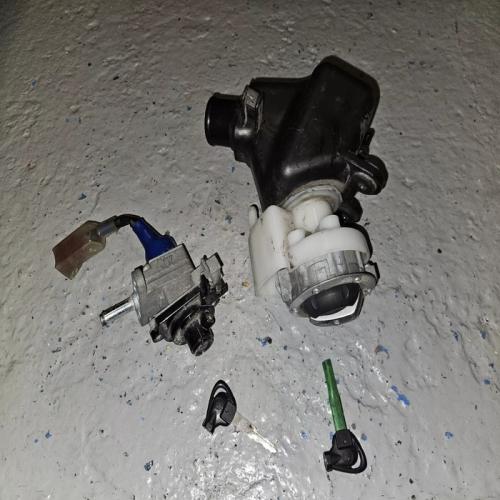 SERRURE KIT NEIMAN CONTACTEUR CLÉS YAMAHA XC 125 MAJESTY S 2014 2015