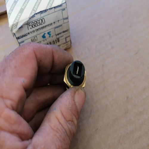 Sonde de température liquide de refroidissement PANDA UNO Y10