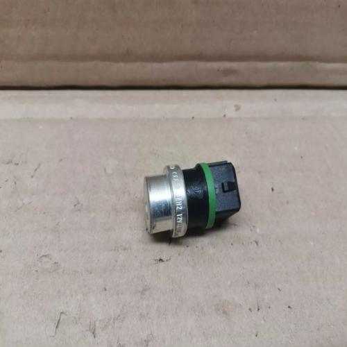 SONDE TEMPERATUTRE REFROIDISSEMENT VW GOLF 3 POLO 6N PASSAT B3 B4 IBIZA 1.9 D TD
