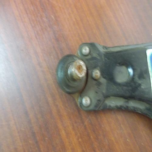 triangle BRAS INFERIEUR GAUCHE CONDUCTEUR OPEL VECTRA B 90496039 38273