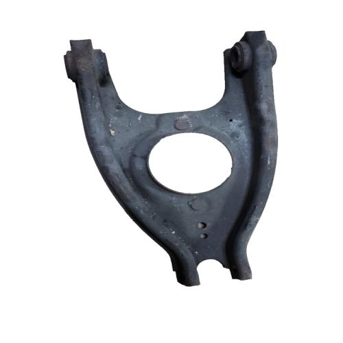 Triangle de suspension inférieur  Renault 4CV  Dauphine Gordini REF 8214146