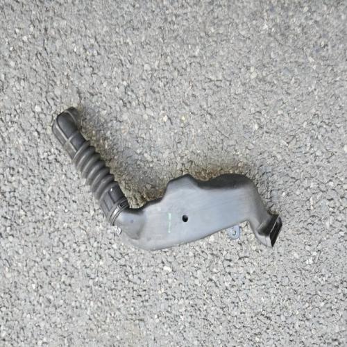 TUYAU + CAOUTCHOUC ADMISSION PIAGGIO VESPA 125 ET4 MODERN LEADER 1998 - 2005