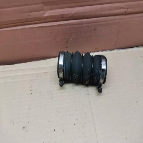 Tuyau D’air Citroen C3 PICASSO Peugeot 207 1.6 HDI REF  9682864680