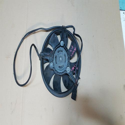 VENTILATEUR REFROIDISSEMENT MOTEUR AUDI A4