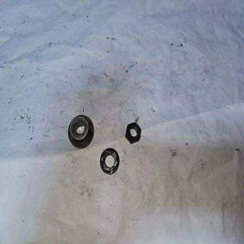 VIS + ENTRETOISES ROUE ARRIERE YAMAHA MAJESTY 400 ABS 2004 - 2006