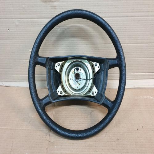 volant Mercedes 190 W201 W123 W124 W126 R107 REF 1264640017