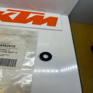 1 amortisseur vis couvre culasse ktm husqvarna 75036052010 400 450 690 790 890