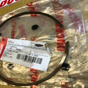 1 anneau arrêt embrayage ducati 88440041A monster supersport ss m 400 600 750