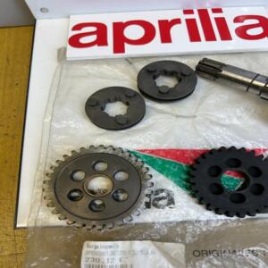 1 arbre secondaire aprilia ap8509901 tuareg rally 50 1990 1991 1992