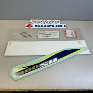 1 autocollant emblème droit 400 sm suzuki 68135-29F20-DVP dr-z 400 sm 2007