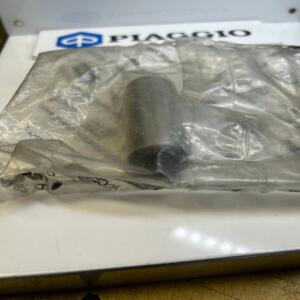 1 axe piston piaggio gilera aprilia 827820 AP8560069 400 500 800 sr nexus mp3