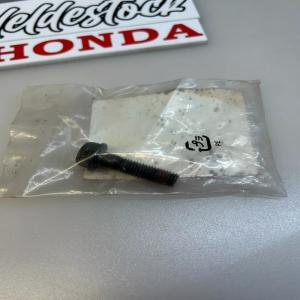 1 boulon 8x32 honda 90107-mt3-003 cbr 1100 xx cbr 600 1000 f gl 1800 vfr 800 xlv