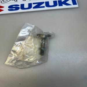 1 boulon culasse suzuki 11161-33e00 dr-z lt-z 400 gsr 600 gsx-r 1000 600 750