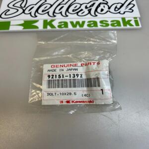 1 boulon roue 10x29.5 kawasaki 92151-1392 kfx 450 700 kvf 360 400 650 750