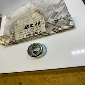 1 cache écrou  piaggio vespa gilera 177609 fuoco mp3 px s gts 946 hexagon zip