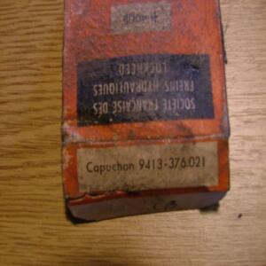 1 CAPUCHON POUR CYLINDRE DE ROUE 2168 (CITROEN T45) LOCKHEED 2165 NEUF