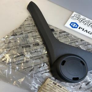 1 carénage spoiler gauche piaggio 657376000c MP3 300 YOURBAN 2011 2018