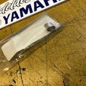 1 collerette entretoise yamaha 90387-06219 dt 125 r 1989 fz-1 fz-8