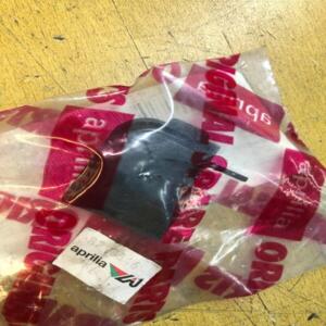 1 couvercle commande gaz aprilia ap8218346 mx rs rx 50