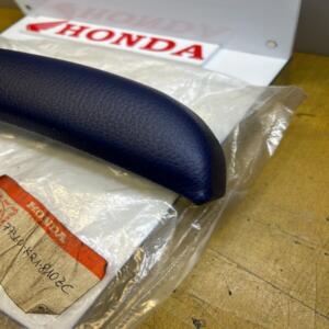 1 dosseret capot selle honda 77360-kr1-810zc NS 125 R 1987 H NS 125 R2 1987 H