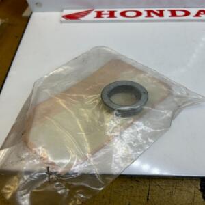 1 entretoise roue arrière honda 42312-mbt-d10 42312-MAE-000 42312-MAE-010 cbr st