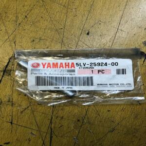 1 goupille de plaquette frein arrière yamaha 5lv-25924-00 fzs 1000 xjr 1300