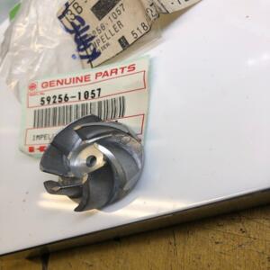 1 hélice pompe a eau kawasaki 59256-1057 kx 500 b1 b2 85 86 kx 80 g1 h1 j1 k1 86