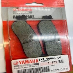 1 jeu plaquettes  yamaha 5xt-w0045-00 3C5-W0045-00 4JG-W0045-00 5LB-W0045-00