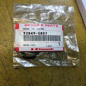 1 joint spi 15X21X3 suzuki 09284-15006 kawasaki 92049-s057 klx dr-z rm-z rm rmx