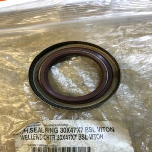1 JOINT SPI 30X47X7 BSL ktm 0760304772 1050 1090 1190 rc8 1290 990 350 250