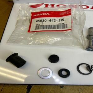 1 kit réparation maitre cylindre honda 45530-442-315 45530-442-305 cb 250 750