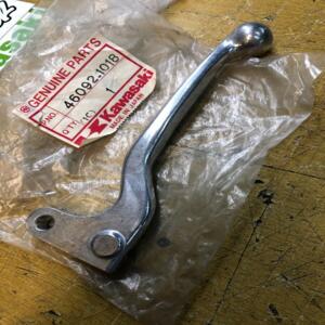 1 levier gauche kawasaki 46092-1018 AE 50 A1 A2 1981 1985 AE 80 A1 B1 1981 1989
