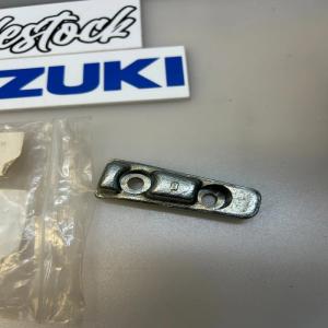 1 masse cale pied passager suzuki 43631-31f00 gsf 600 bandit n s 2000 2004