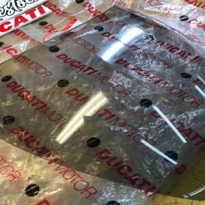 1 pare brise bulle monster ducati 96937600b monster 600 750 900 avant 2000
