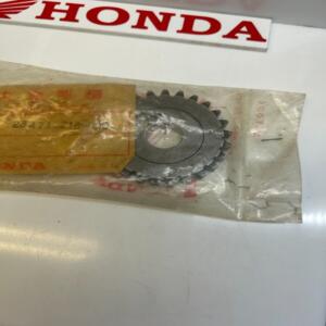 1 pignon 4eme 25t honda 23471-216-000 CA 160 CA 175 CB 125 CB 160 CD 125