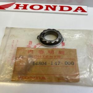 1 pignon compteur honda 44804-147-000 NC 50 1982 TYPE III 1980 NA 50 EXPRESSII