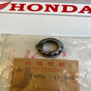 1 pignon compteur honda 44804-147-000 NC 50 1982 TYPE III 1980 NA 50 EXPRESSII