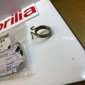 1 ressort retour levier embrayage aprilia ap8206259 classic europa rs rx af1 50